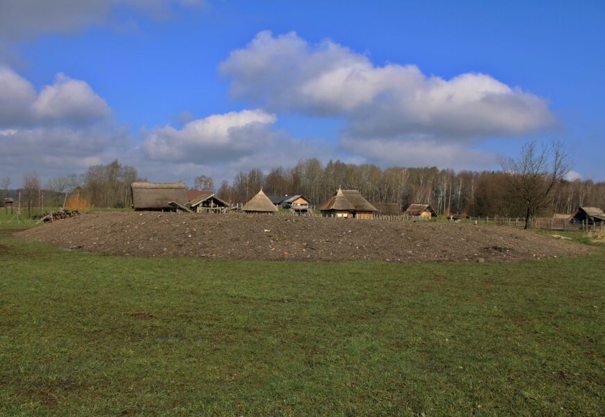 V Zemi Keltů se začíná stavět druidova svatyně