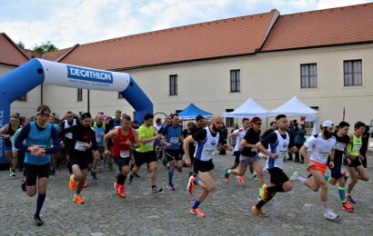 Pardubickou devítku letos poprvé hostilo nádvoří zámku.