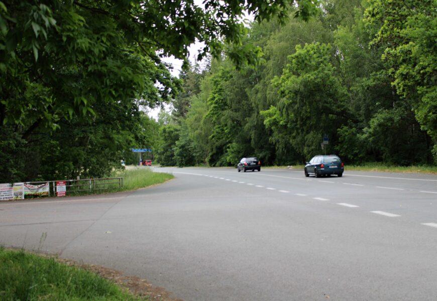 Dopravu v Lázních Bohdaneč má zklidnit kruhový objezd Dopravu v Lázních Bohdaneč má zklidnit kruhový objezd