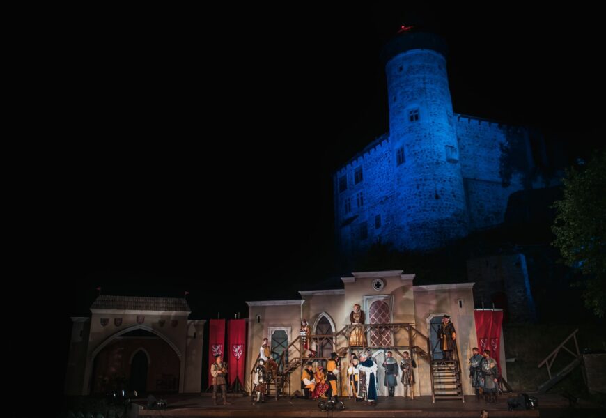 Východočeské divadlo Pardubice ovládne Kunětickou horu
