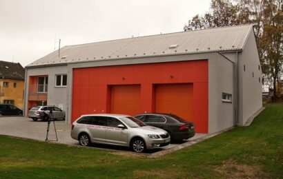 Záchranná služba získá novou základnu v České Třebové a rozšíří prostory v Hlinsku