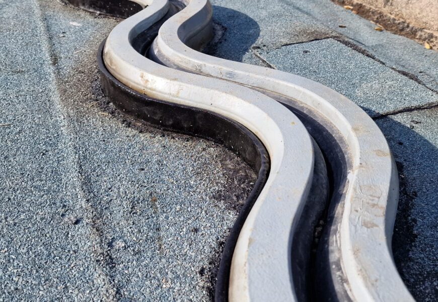 Silničáři v Pardubicích dokončili část výměny mostních závěrů.