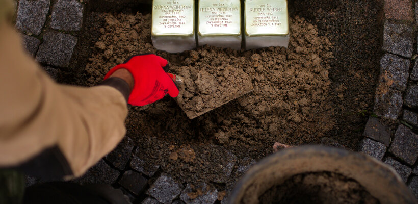 V Pardubicích se napříč městem budou pokládat další Stolpersteiny