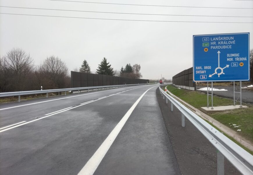 Předvánoční dárek pro řidiče. Odpoledne se otevřel obchvat Svitav