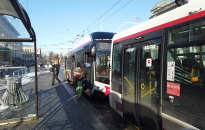 Cena za dlouhodobé jízdné MHD v Pardubicích zůstane zachována. U krátkodobého se zvýší