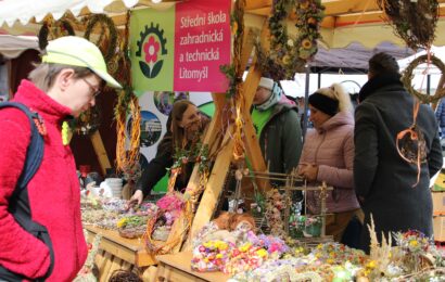 Velikonoce na zámku v Pardubicích vítaly jaro. Dorazili košíkáři, kováři i žáci středních škol