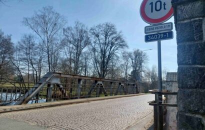 V Ostřešanech a Mněticích se připravují opravy. Řidiči se mají připravit i na omezení v dopravě