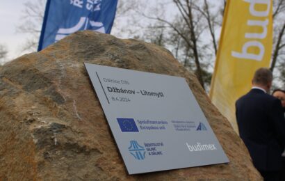 Úsek dálnice D35 ze Džbánova do Litomyšle zahájen. Stavět ho budou Poláci Úsek dálnice D35 ze Džbánova do Litomyšle zahájen. Stavět ho budou Poláci