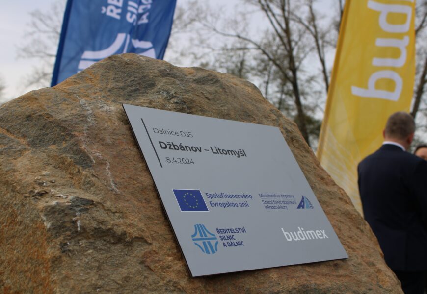 Úsek dálnice D35 ze Džbánova do Litomyšle zahájen. Stavět ho budou Poláci