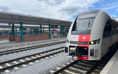 Liška už jezdí. V Pardubicích se na nové vlaky školí další strojvedoucí