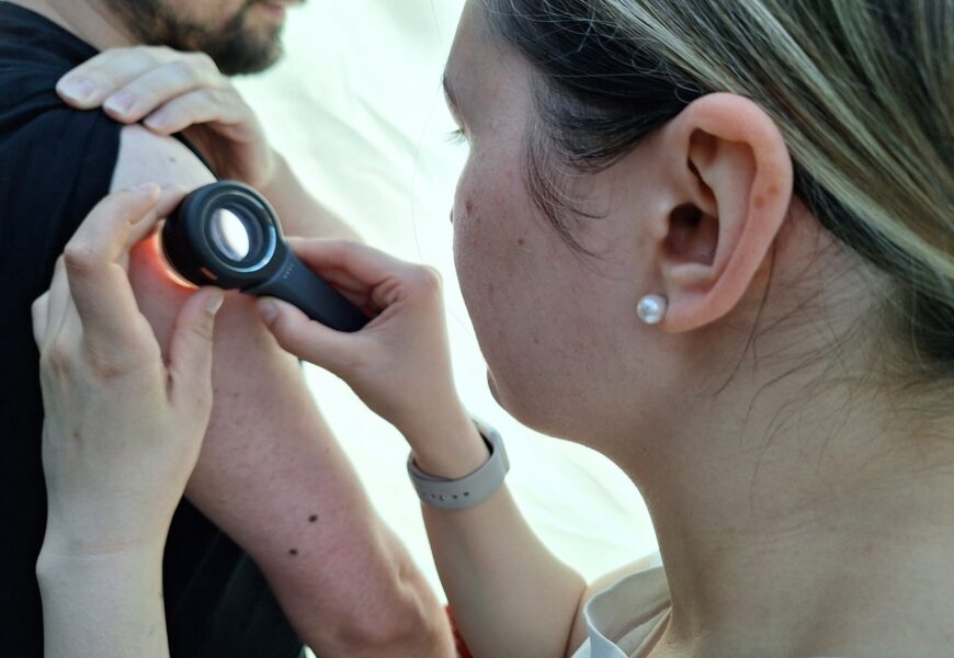 O dnech melanomu si nechalo v Pardubicích a Litomyšli zkontrolovat svá znaménka rekordně  téměř 1100 lidí