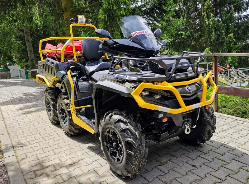 Horská služba v Pardubickém kraji má novou multifunkční šestikolku