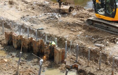 Oprava mostu v Chrudimi u „zimáku“ je v plném proudu