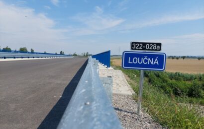 V srpnu se otevře obchvat Dašic. Připravuje se i přeložka u Zminného