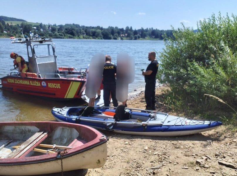 Na Seči hasiči zachraňovali posádku plachetnice