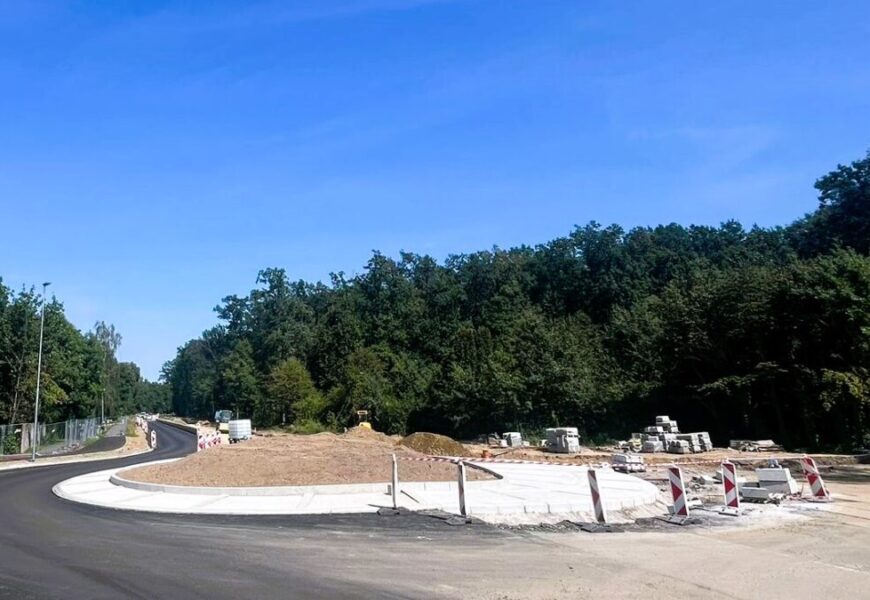 Zprovoznění nového kruhového objezdu u Spojila na I/36 bude odloženo