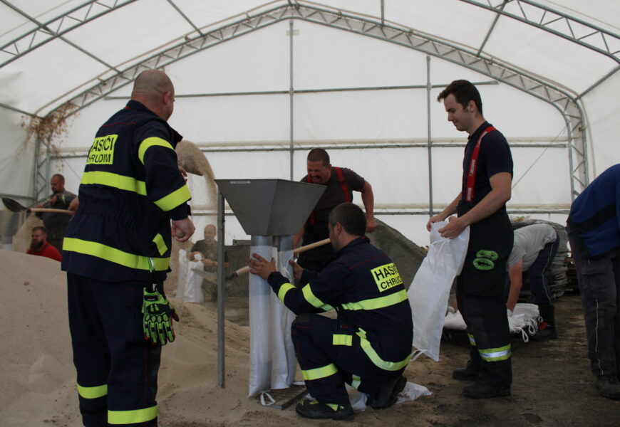 VIDEO: Do Česka dorazil extrémní déšť. Odpoledne zasedla krajská povodňová komise