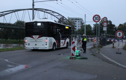 VIDEO: Provoz na mostě Kapitána Barotše částečně obnoven