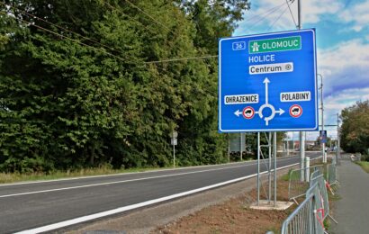 VIDEO: Část severovýchodního obchvatu už vyzkoušely trolejbusy. Řidičům se otevře 14. října