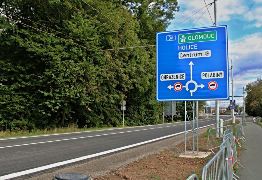 VIDEO: Část severovýchodního obchvatu už vyzkoušely trolejbusy. Řidičům se otevře 14. října