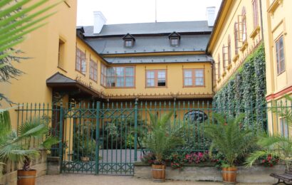 Památky lze navštívit až do 3. listopadu. Na podzimní výzdobu láká zámek ve Slatiňanech a Ratibořicích