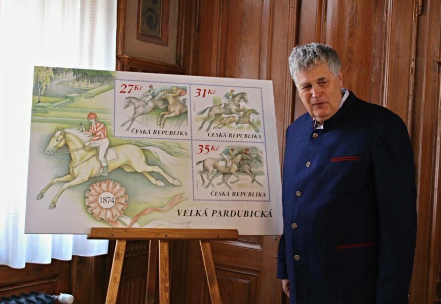 VIDEO: Letošní Velká pardubická nabídne bohatý program i novou poštovní známku