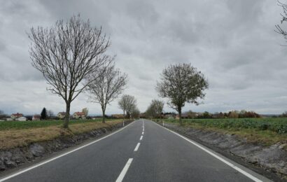 Modernizace silnice mezi Chocní a Českými Libchavami je u konce. První řidiči projedou už zítra