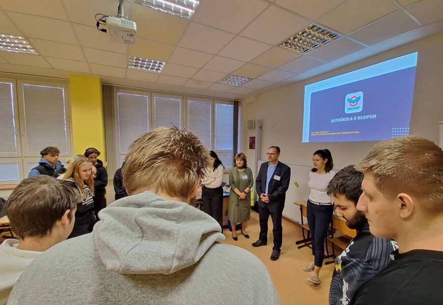 Studenti v Chocni se připravují na nástrahy 21. století