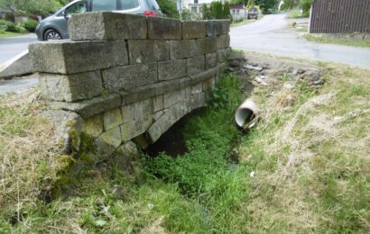 Mostek v Semaníně, jež je památkové chráněný je v provozu