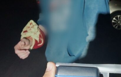 Štědrý den pro strážníky v Pardubicích. Řešili krádež věnce i nerozhodný pacient