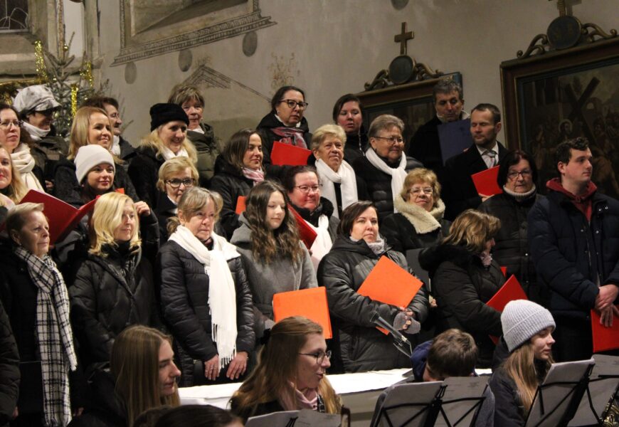 VIDEO: Tříkrálový koncert v kostele sv. Bartoloměje rozezněla Rybova Česká mše vánoční