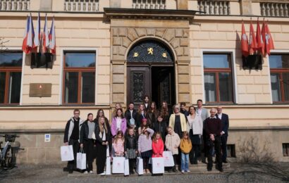 Žáci ze základních škol v Pardubicích přemýšleli o svobodě a demokracii