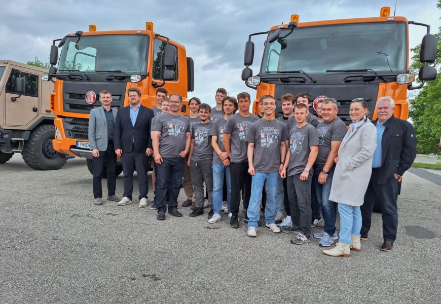 Studenti, kteří skládali náklaďáky, vyrazili na exkurzi do Tatry