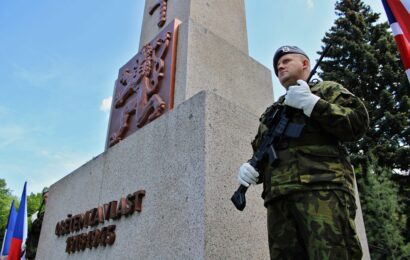 VIDEO, GALERIE: V Pardubicích si připomněly 80. výročí konce války