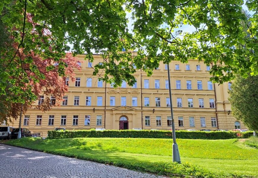 Střední školy v Pardubickém kraji přijaly 94 % žáků v prvním kole přijímacího řízení