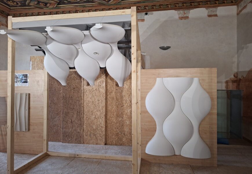 Pod dohledem Evy Jiřičné probíhá výběr detailů společenského sálu na pardubickém zámku Pod dohledem Evy Jiřičné probíhá výběr detailů společenského sálu na pardubickém zámku