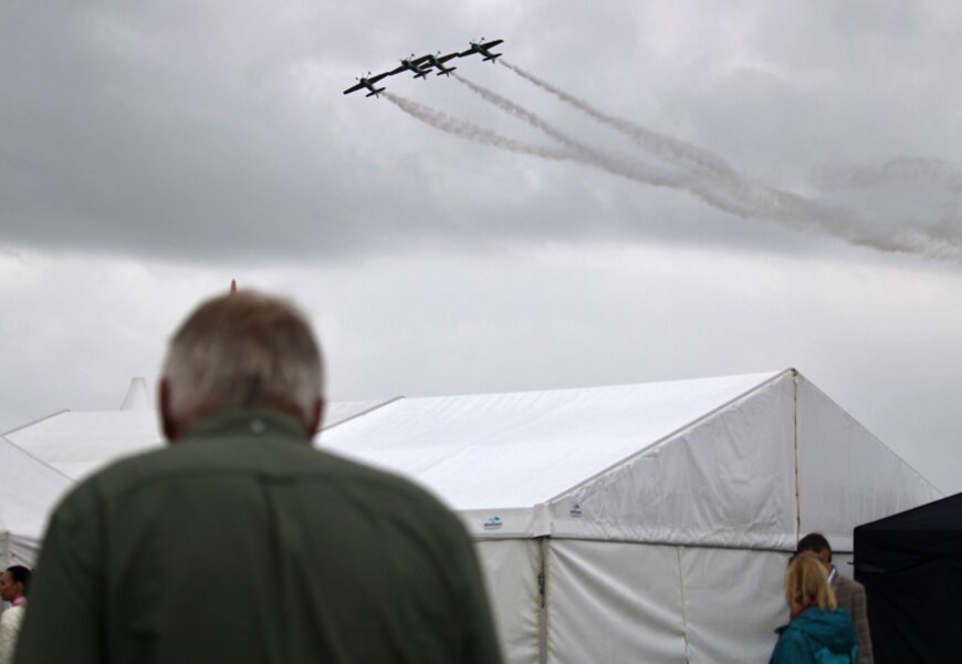 VIDEO: 33. ročník Aviatické pouti. V Pardubicích se představil i vzácný letoun Hawker Hurricane