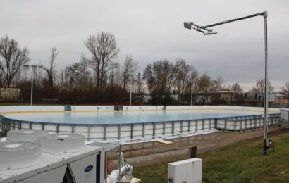 Bruslení pod širým nebem na závodišti zůstává součástí pardubické zimy