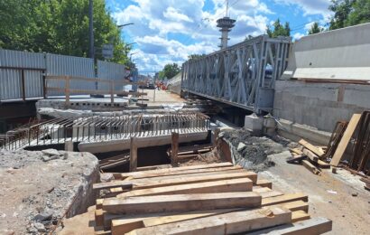 Rekonstrukce Wonkova mostu pokračuje, napínat se budou poslední lana