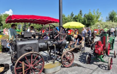 Dědečkova výstava oslavila deset let, doubravičtí hasiči rovnou sto