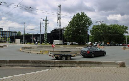 VIDEO: Východní „propojka“ Pardubic spojí Černou za Bory a Sezemice. Má pomoci odvést kamiony z města