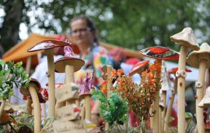 VIDEO: Veselokopecký jarmark poprvé s mobilní sklářskou pecí