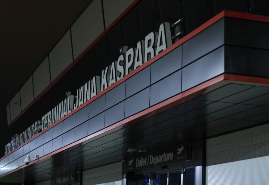 Dostavba terminálu Jana Kašpara pokračuje podle plánu. Letiště získá nový gate, gastro zónu a vedení se přestěhuje