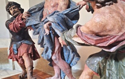 Barokní sochy z kláštera v Hedči budou navráceny na původní místo