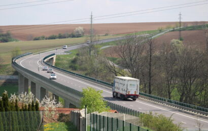 Vláda přidá na dálniční přivaděč u Vysokého Mýta 600 milionů, stavět by se mohlo v roce 2027