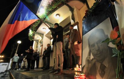 VIDEO: V Pardubicích si připomněli 36. výročí Sametové revoluce