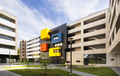 Moderní nemocniční pavilon nebo venkovské společenské centrum. Stavba roku 2025 Pardubického kraje vyhlášena 