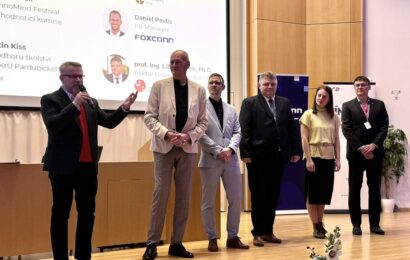 Festival vědy a techniky ukázal talent žáků Pardubického kraje Festival vědy a techniky ukázal talent žáků Pardubického kraje