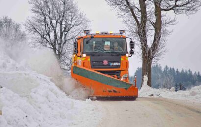 Letošní zima v kraji byla pro silničáře náročná. Spotřebovali více materiálu