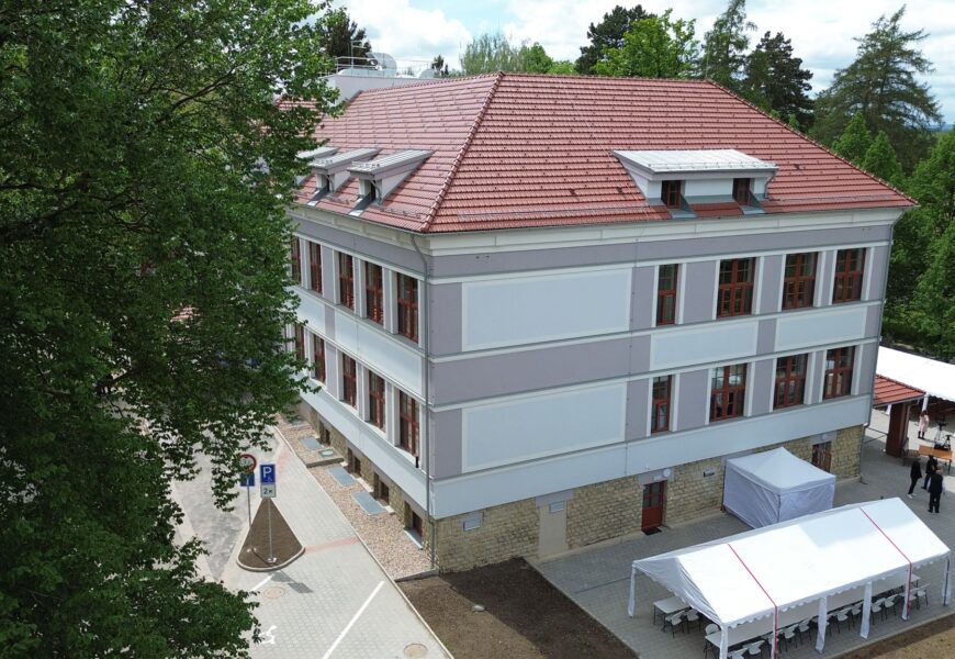 Hamzova léčebna slavnostně otevřela nový pavilon M za 265 milionů korun Hamzova léčebna slavnostně otevřela nový pavilon M za 265 milionů korun